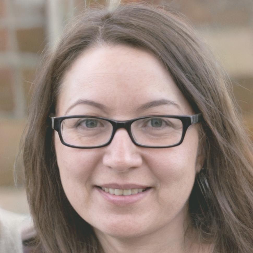 Portrait de Céleste Beaumont, directrice financière